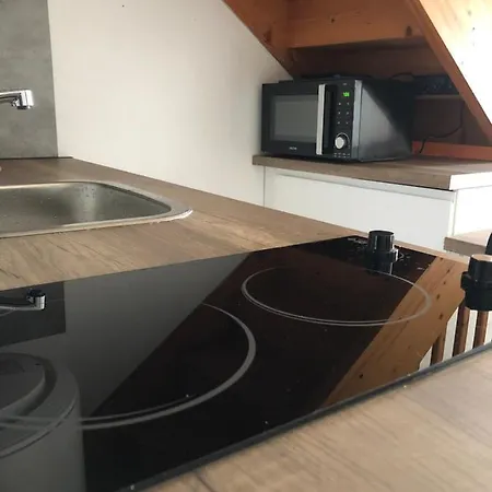 Royale - T1 Bis De 31m2 - Proche Centre *